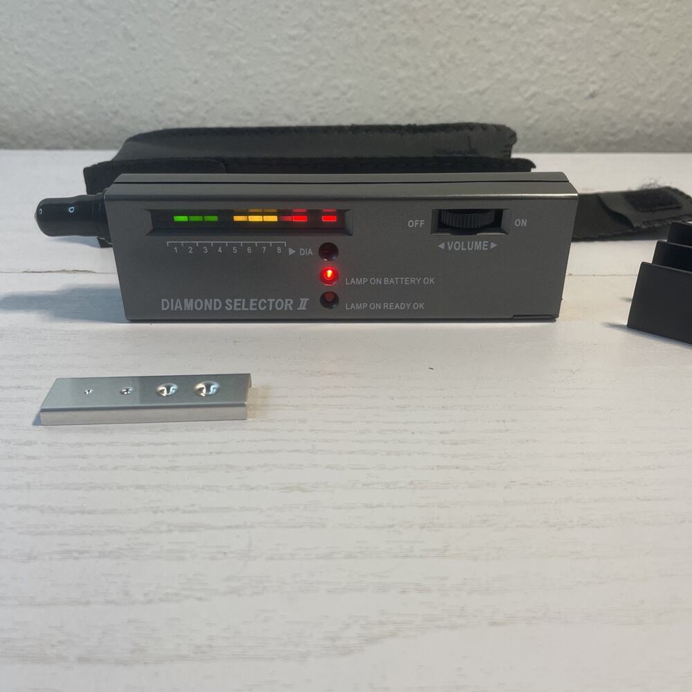 Diamond Tester Selector II - Portable Jewelry Testing Tool Kit Pen - Picture 4 of 6